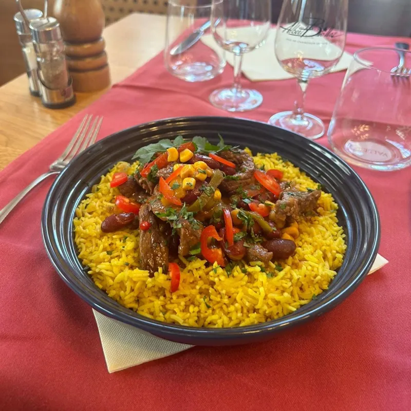 Mijoté de boeuf à la mexicaine, riz parfumé, maïs