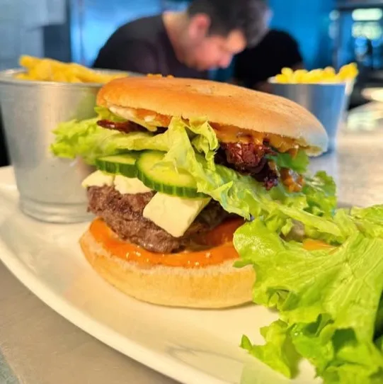 Le Malaka Burger