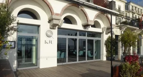 KJU, restaurant brasserie à Vevey
