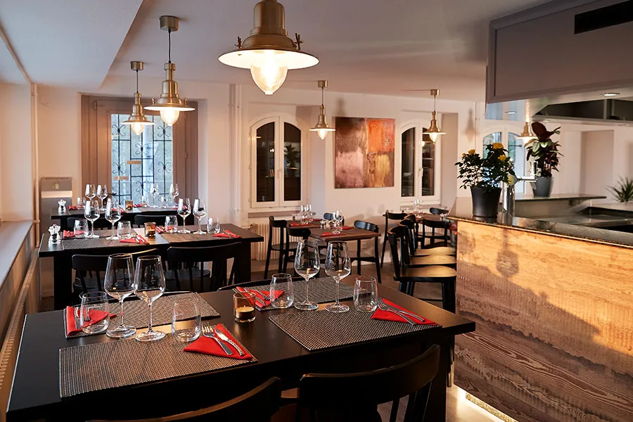 Les Foodies Restaurant