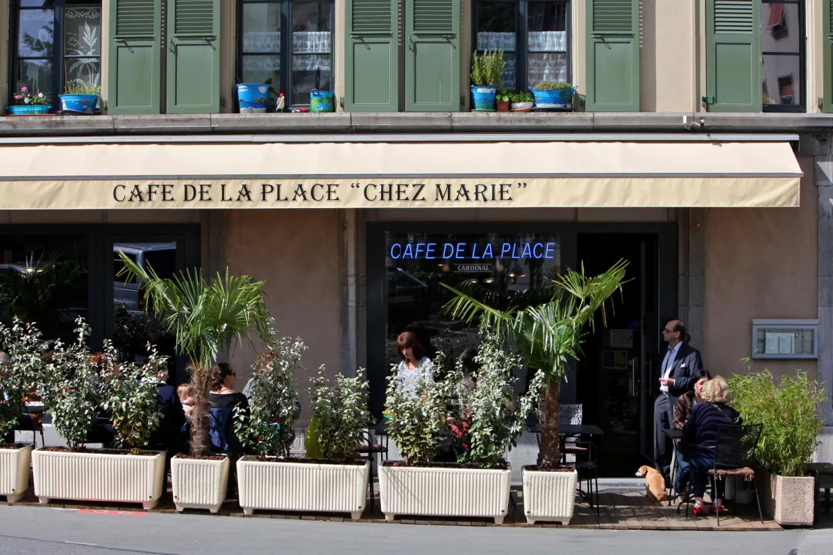 Café de la Place Chez Marie
